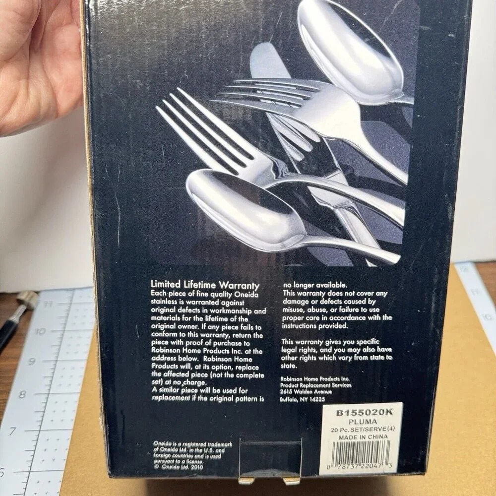 Oneida Pluma Stainless Flatware 20 Piece Set Serves 4 B155020K - Picture 5 of 6